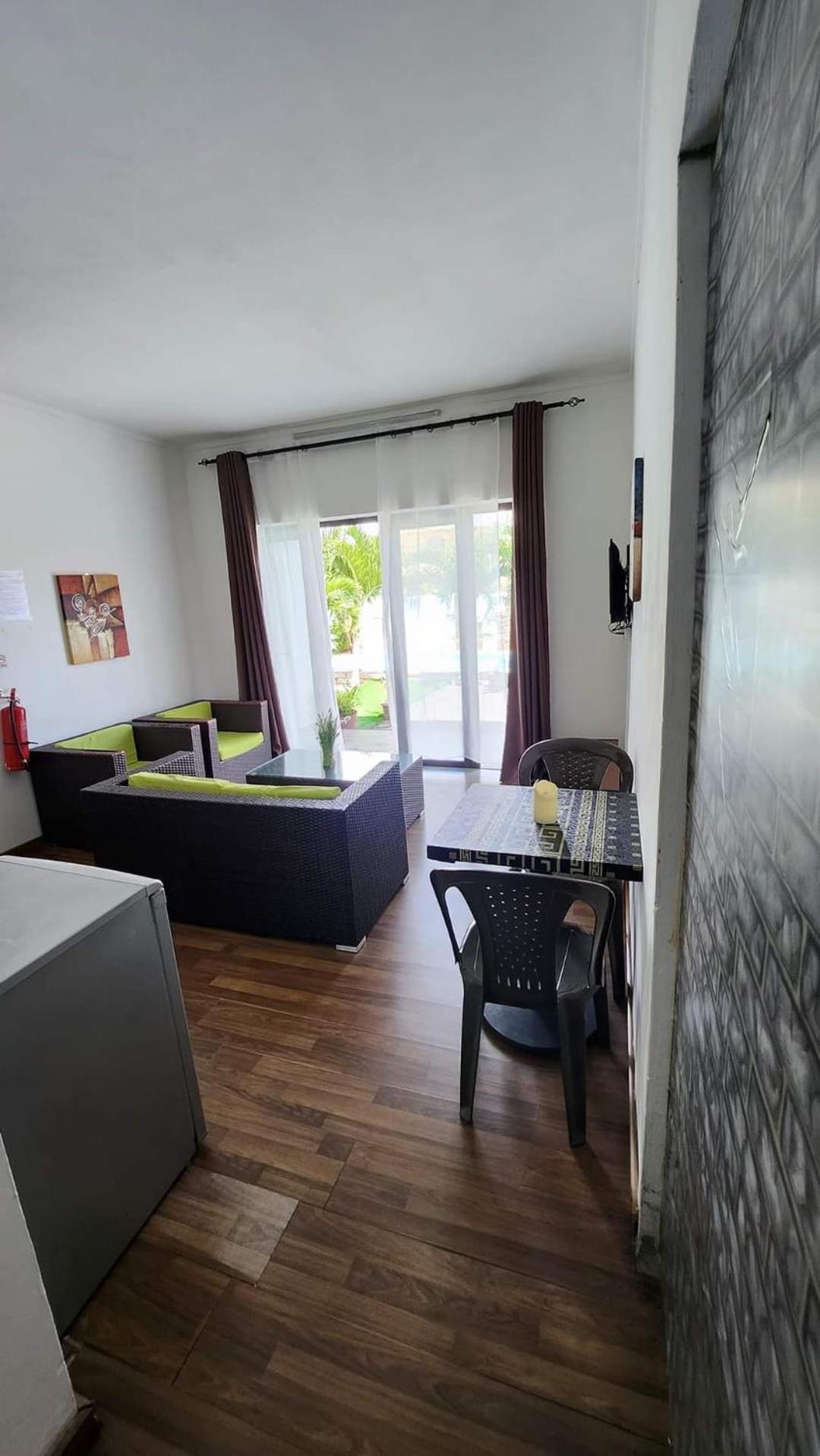 Aparthotel Le Binome Grand Baie Exterior foto